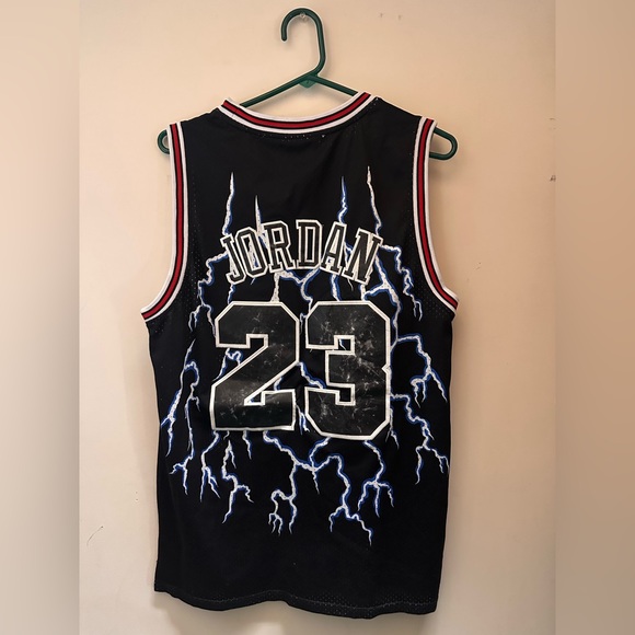 Jordan basketball jersey - Picture 2 of 5